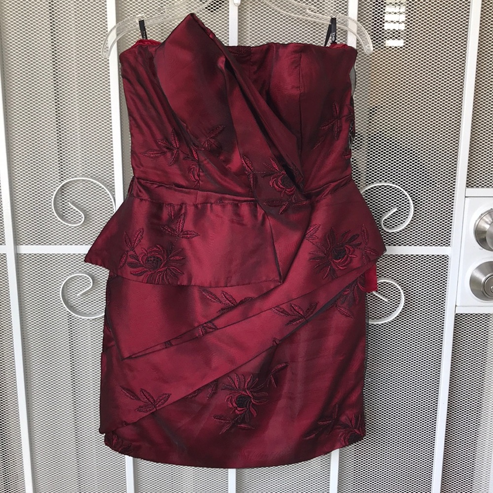 Burgundy/Red strapless cocktail dress